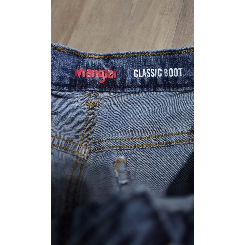 Wrangler Classic Bootcut Denim Blue Jeans Medium Wash Boys 14 Husky - Picture 2 of 6